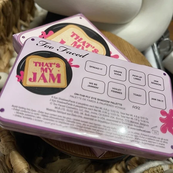 TOO FACED That’s My Jam Mini Eyeshadow Palette - Picture 10 of 13